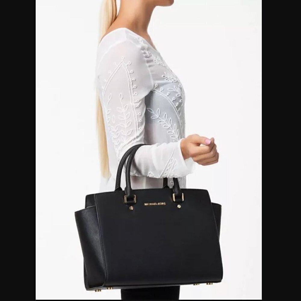 MK MICHAEL KORS  SELMA Saffiano Leather Black Gold detach strap 12.5 x 9 x 4.5" - Picture 2 of 16